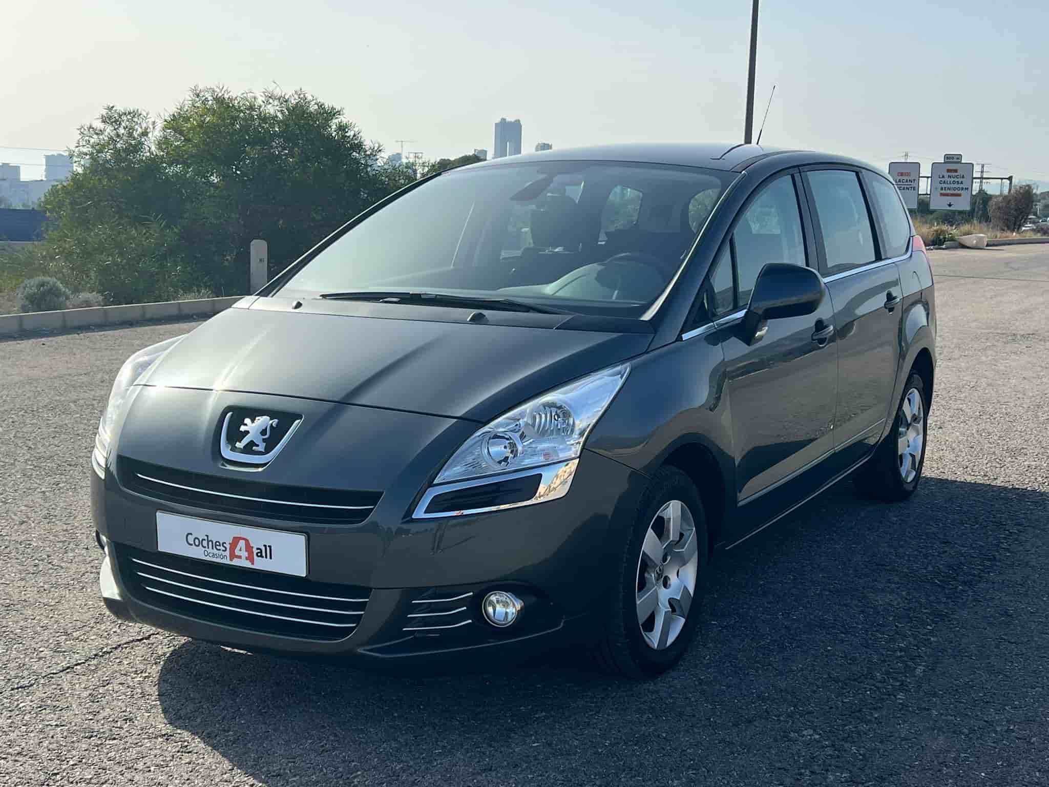 PEUGEOT 5008 1.6 VTI 120CV 7 PLAZAS