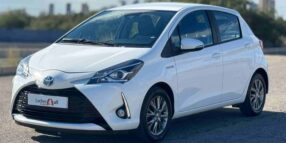 TOYOTA YARIS HYBRID 100HP AUT