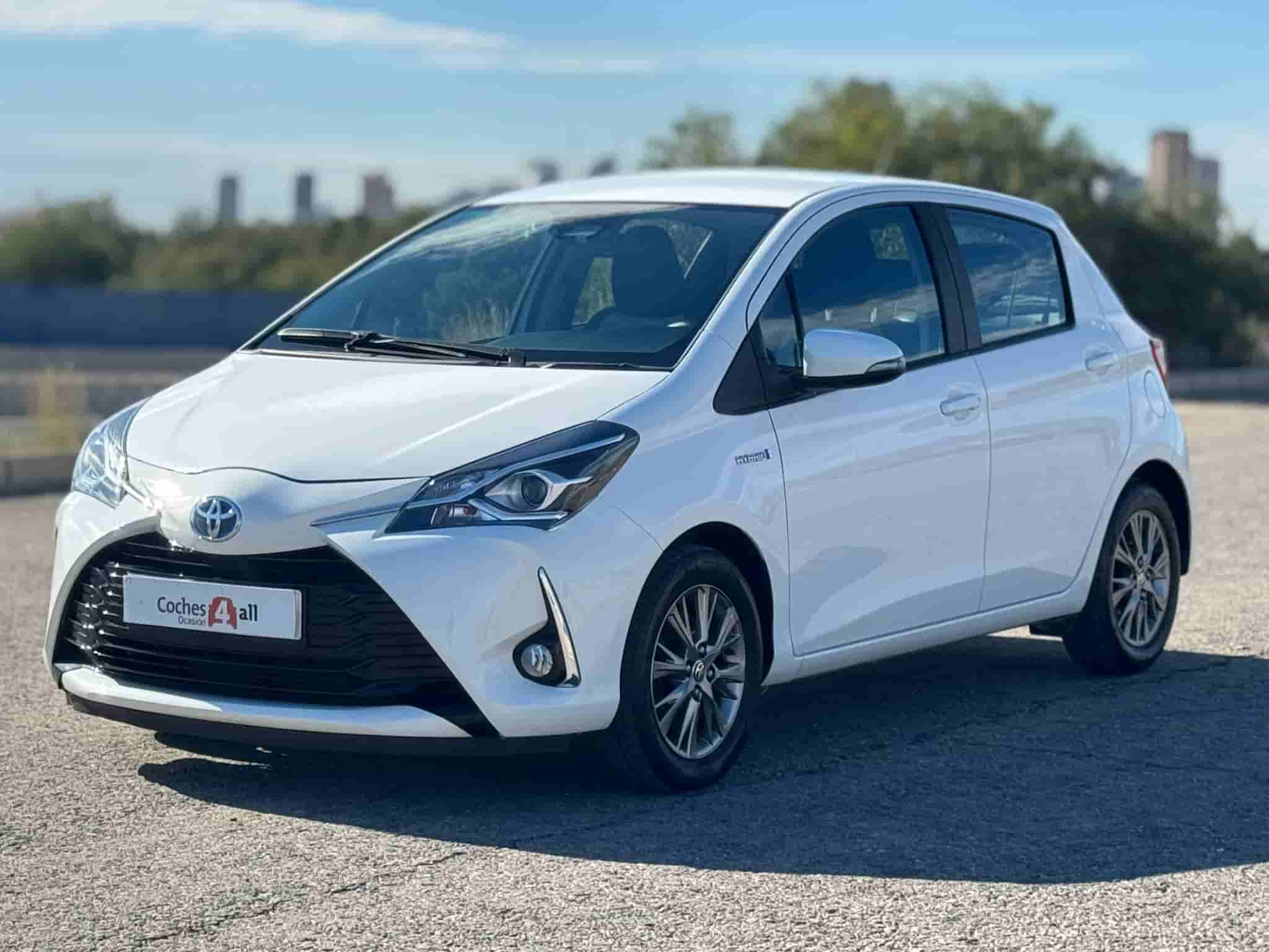 TOYOTA YARIS HYBRID 100CV AUT